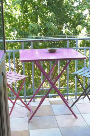 Grand meublé 70 m2 centre-ville proche lac